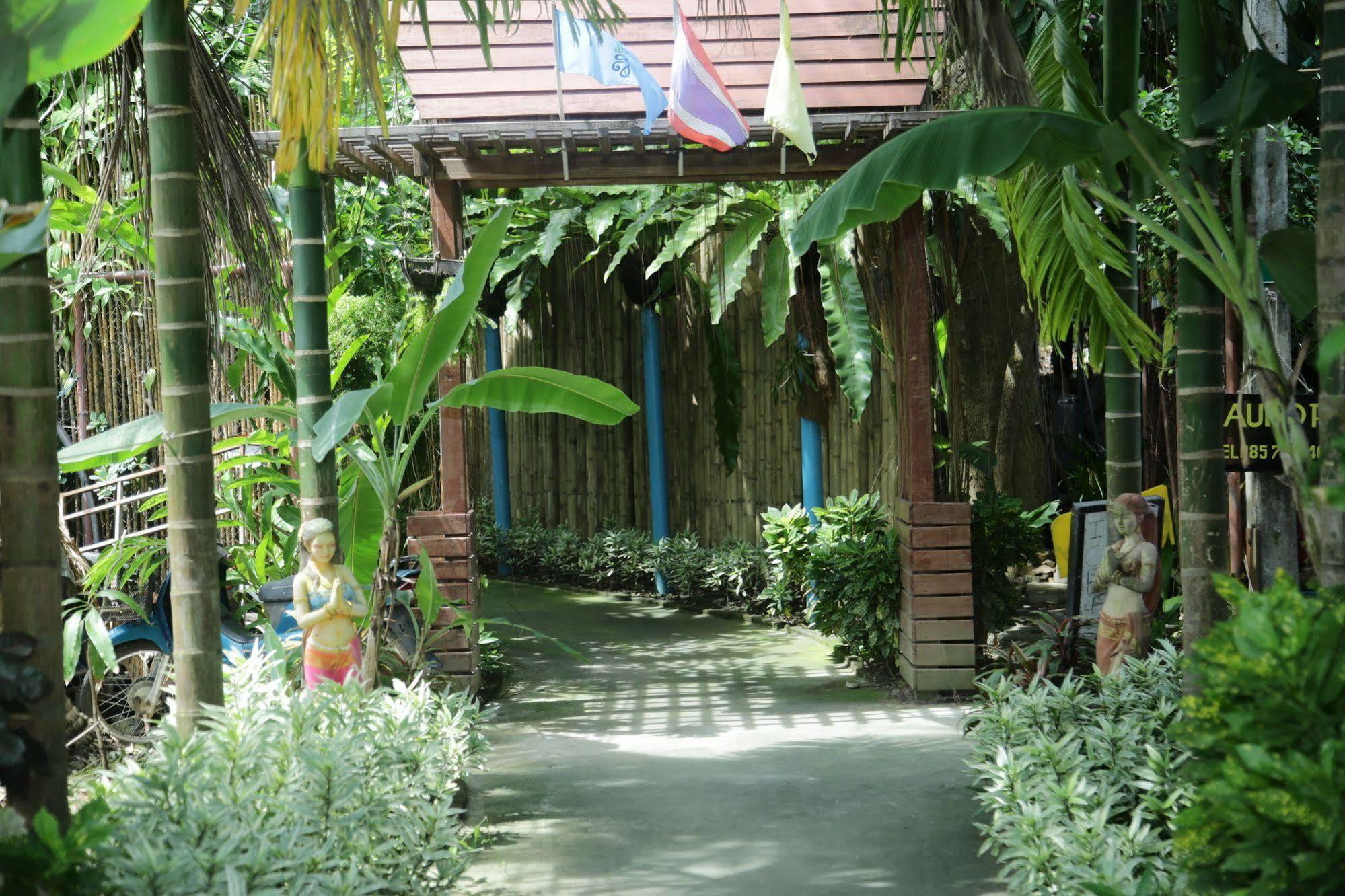 Oyo 585 Freedom Hostel @ Phi Phi 외부 사진