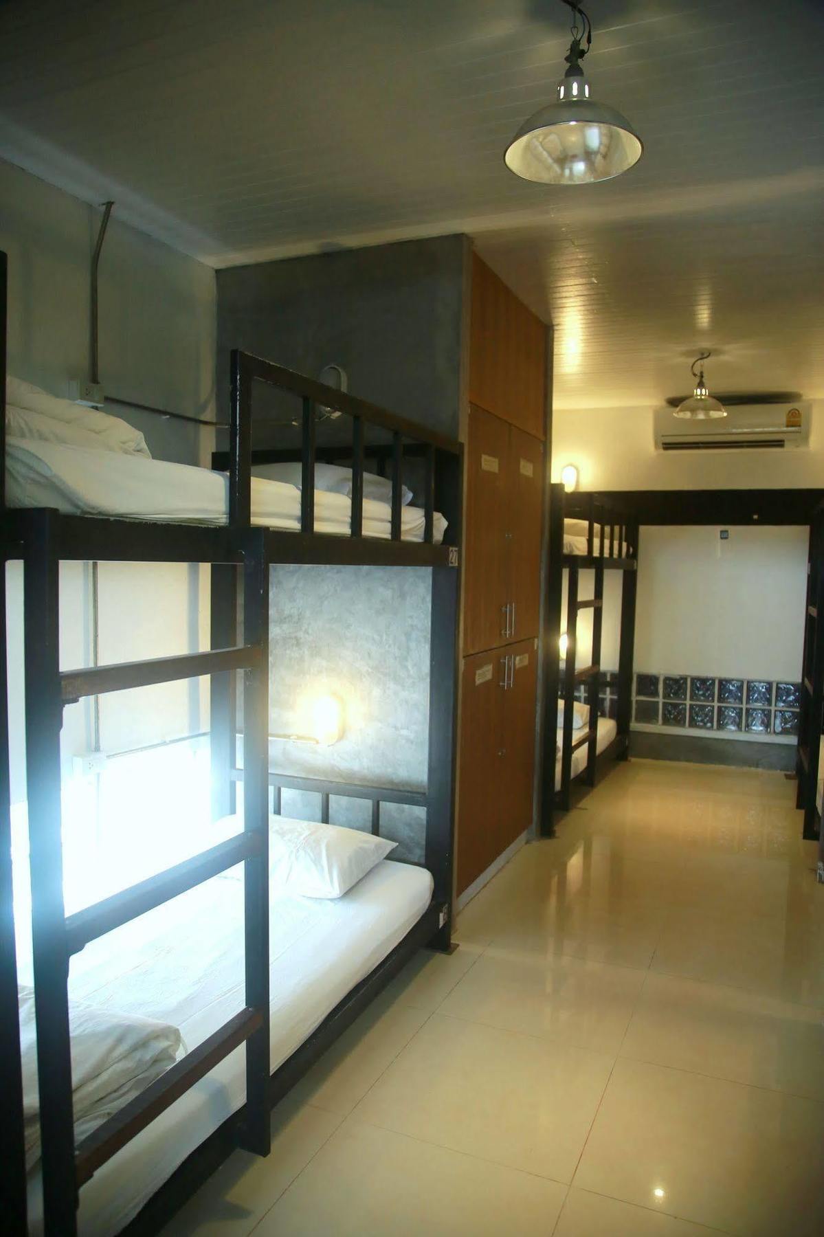 Oyo 585 Freedom Hostel @ Phi Phi 외부 사진