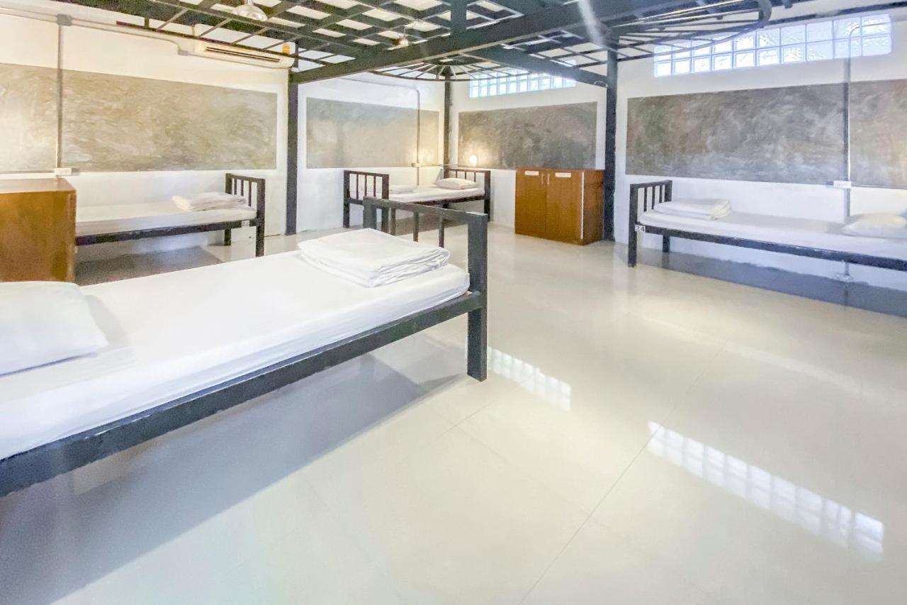 Oyo 585 Freedom Hostel @ Phi Phi 외부 사진