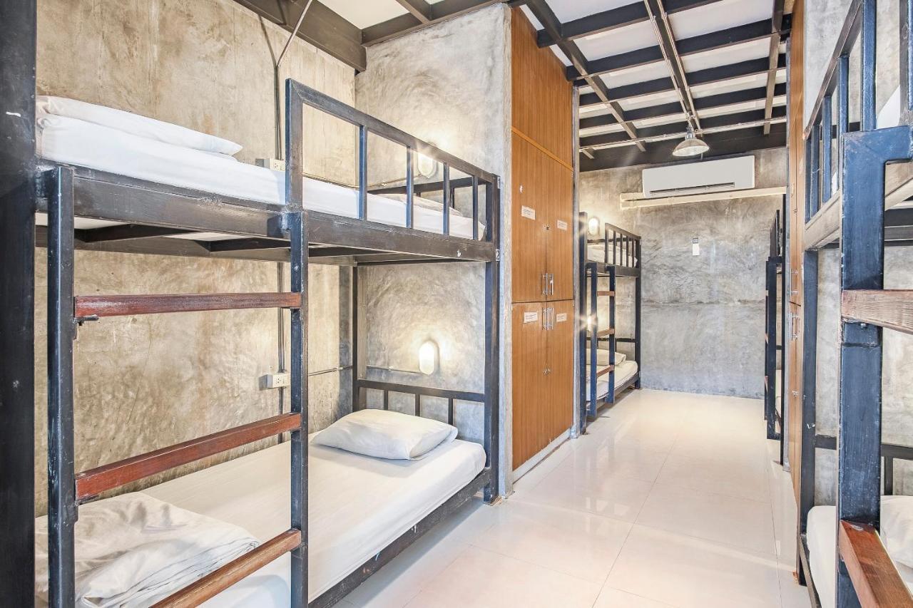 Oyo 585 Freedom Hostel @ Phi Phi 외부 사진