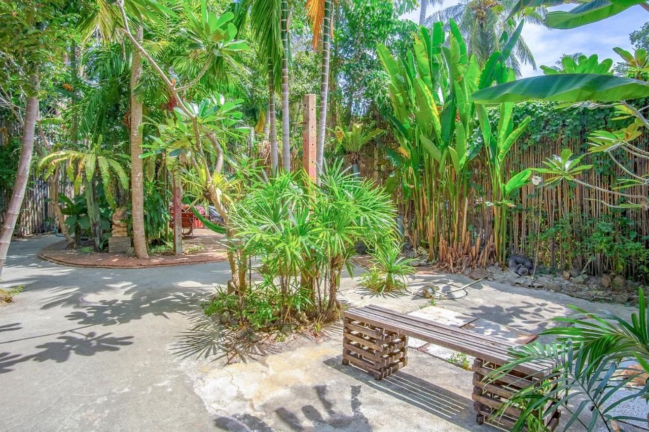 Oyo 585 Freedom Hostel @ Phi Phi 외부 사진