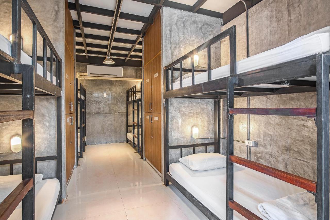 Oyo 585 Freedom Hostel @ Phi Phi 외부 사진