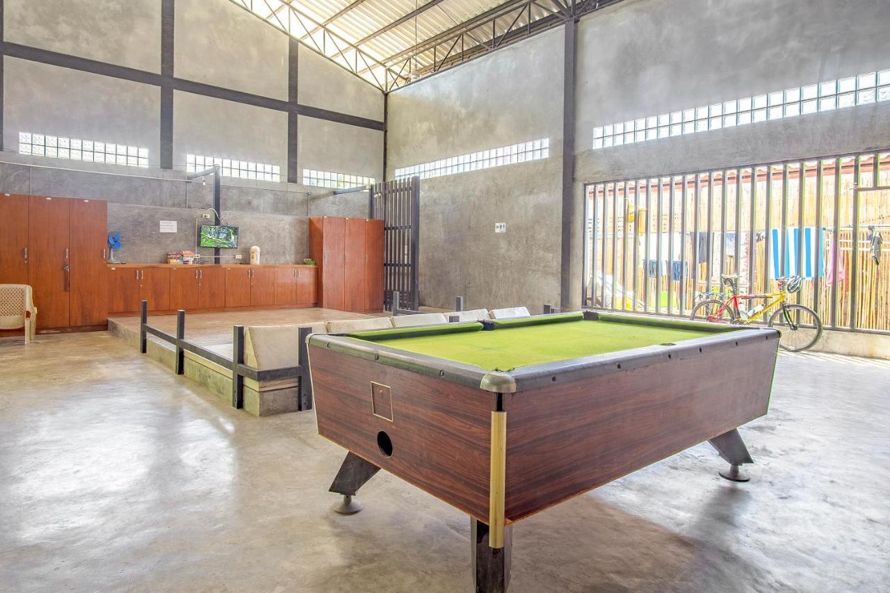 Oyo 585 Freedom Hostel @ Phi Phi 외부 사진